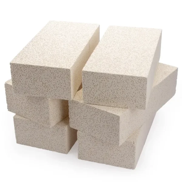 Fire brick is a high-performance refractory material designed for extreme heat applications, including furnace liningskilin construction, boiler systems, and fireplace installations. Made from premium fire clay or alumina-silicate materials,it delivers exceptional thermal stability, abrasion resistance, and prolonged service life in demanding industriaenvironments.