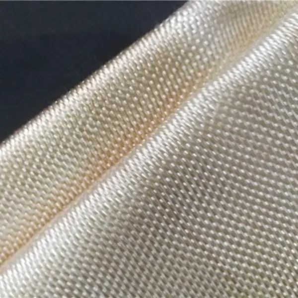 Heat-treated fiberglass fabric is a fiberglass fabric that has undergone a high-temperature process to remove organic binders and other materials, resulting in a moredurable and smoke-free product, This treatment also enhances the fabric's resistanceto fraying and improves its performance in high-temperature applications.